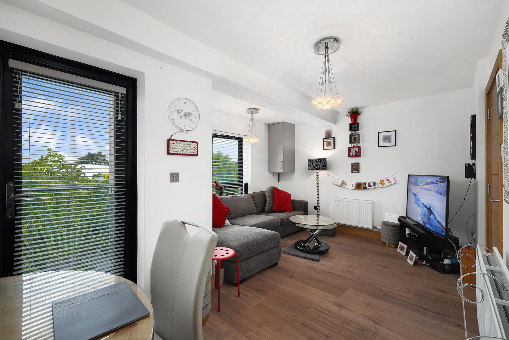 2 Rosse Court Avenue 15 of 30