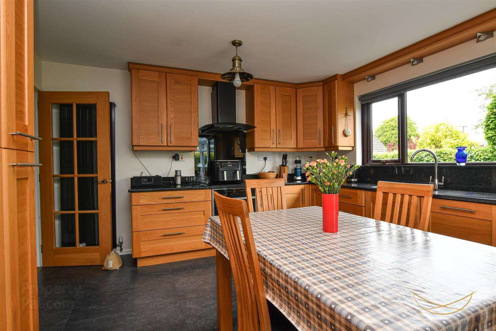 33 Watch Hill Road 23 of 57