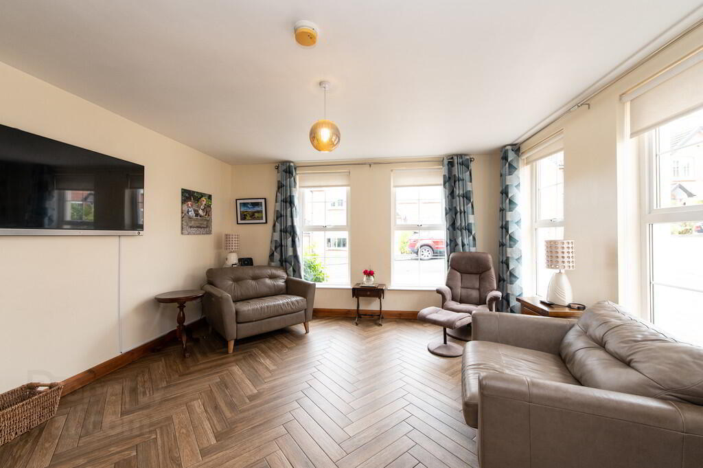 47 Tobar-Glen 6 of 26
