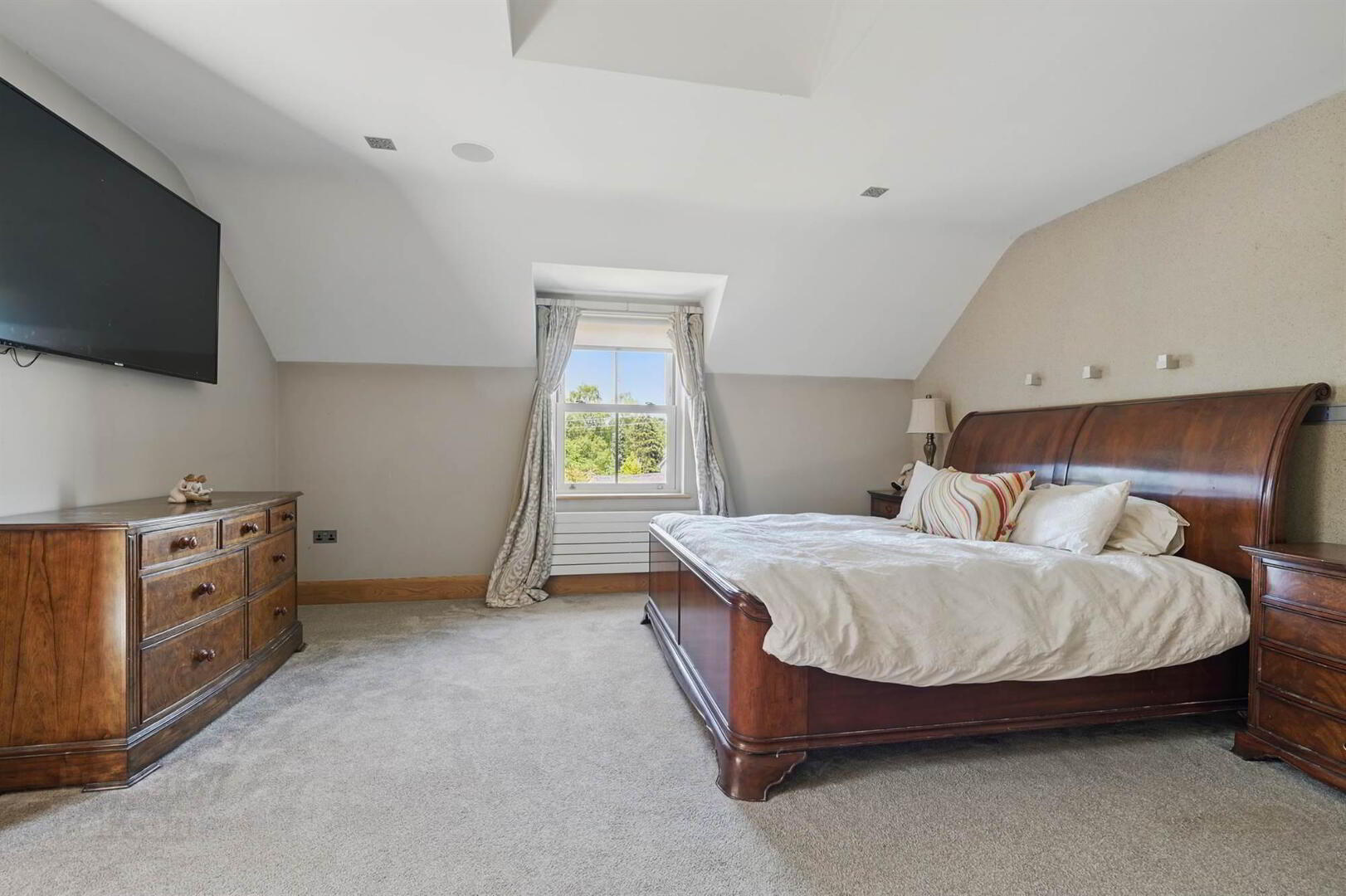 Stonebridge House, 118 Battlehill Road 17 of 36