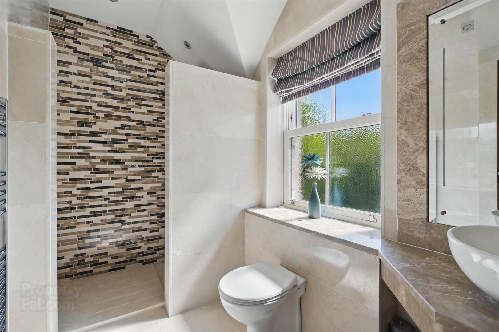 Stonebridge House, 118 Battlehill Road 24 of 36