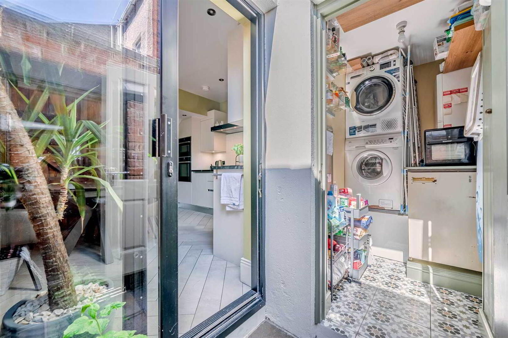 56 Sandown Road 12 of 25
