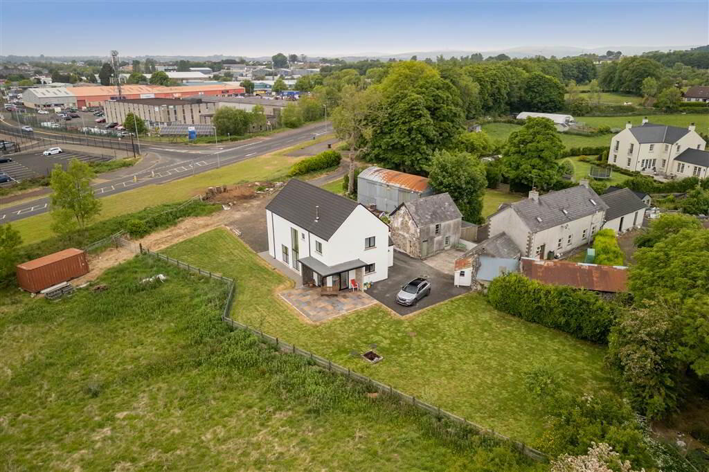 10 Ballee Road East 43 of 48