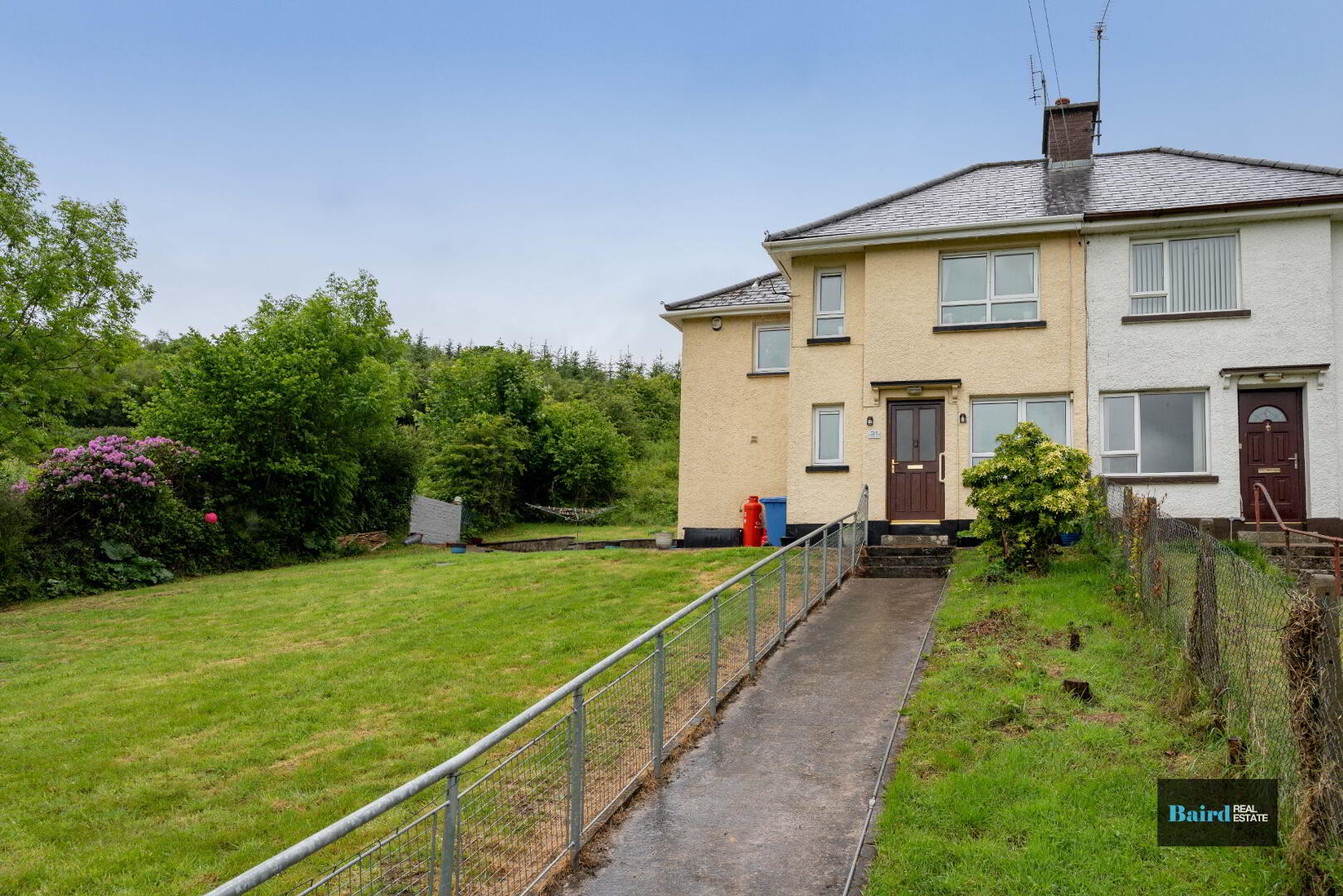 31 Whitelough Road 1 of 26