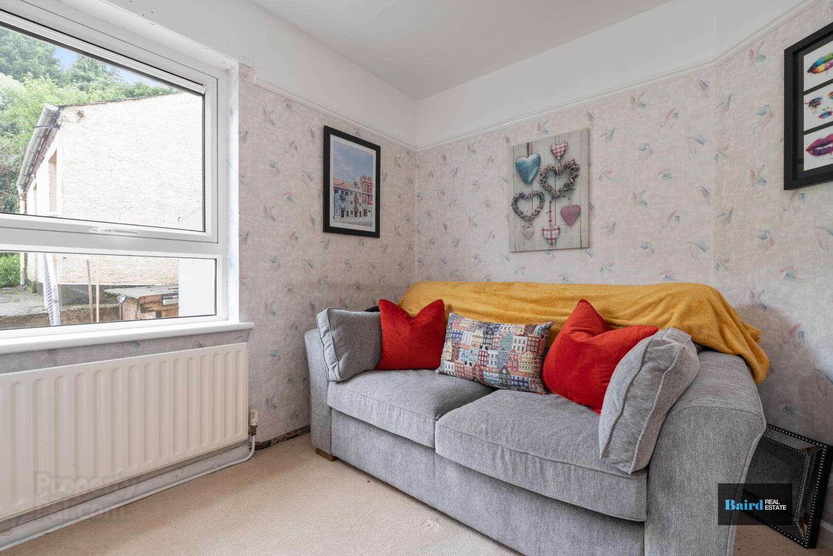 31 Whitelough Road 6 of 26