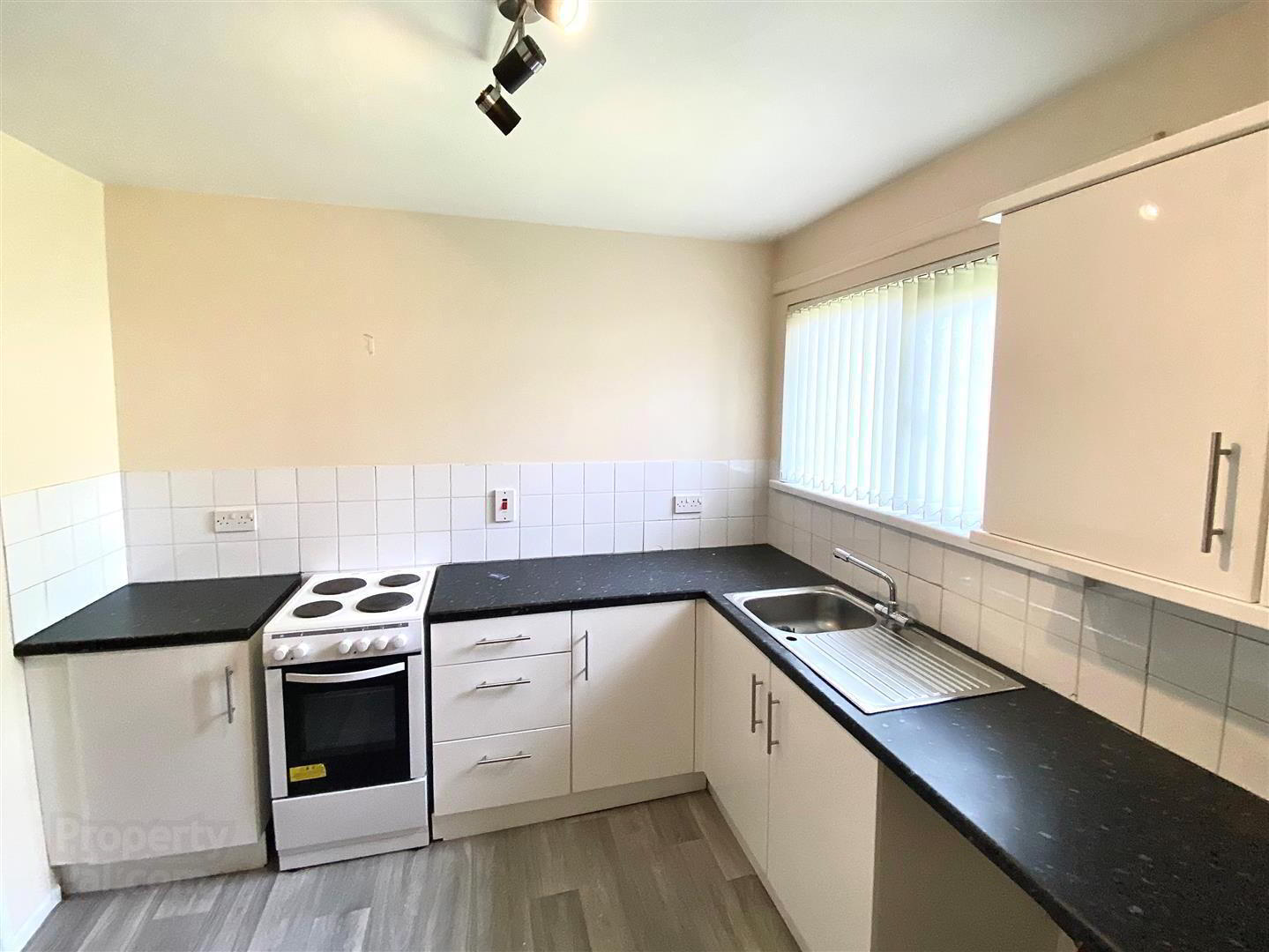 41 Carnreagh Bend 5 of 11