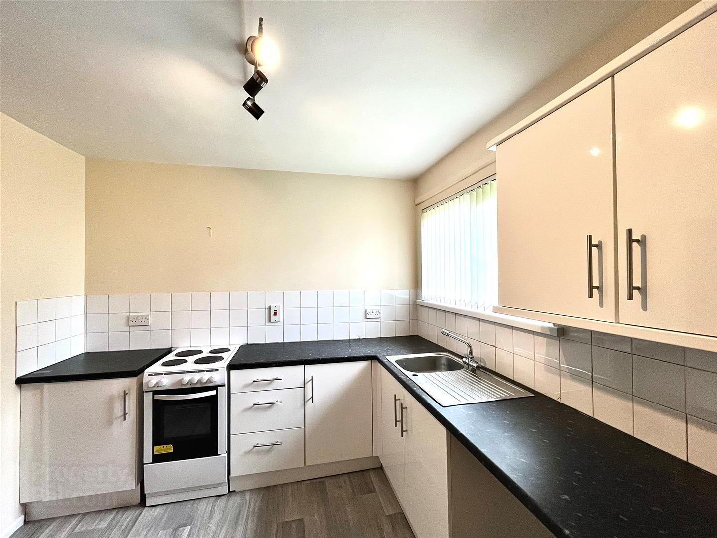 41 Carnreagh Bend 5 of 11