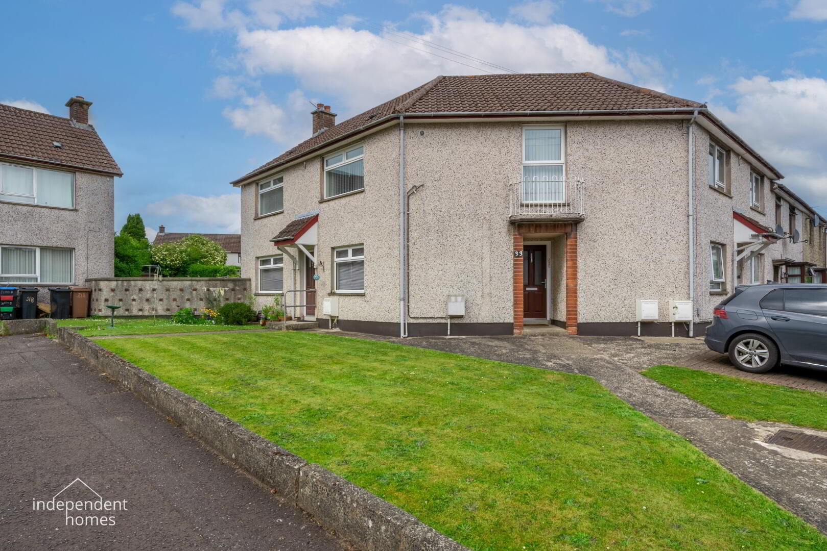 33d Ollardale Park 1 of 8