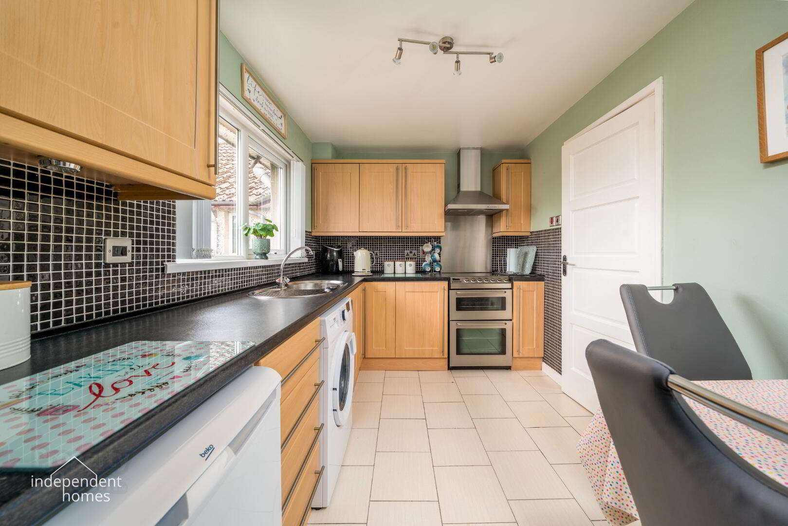 33d Ollardale Park 3 of 8