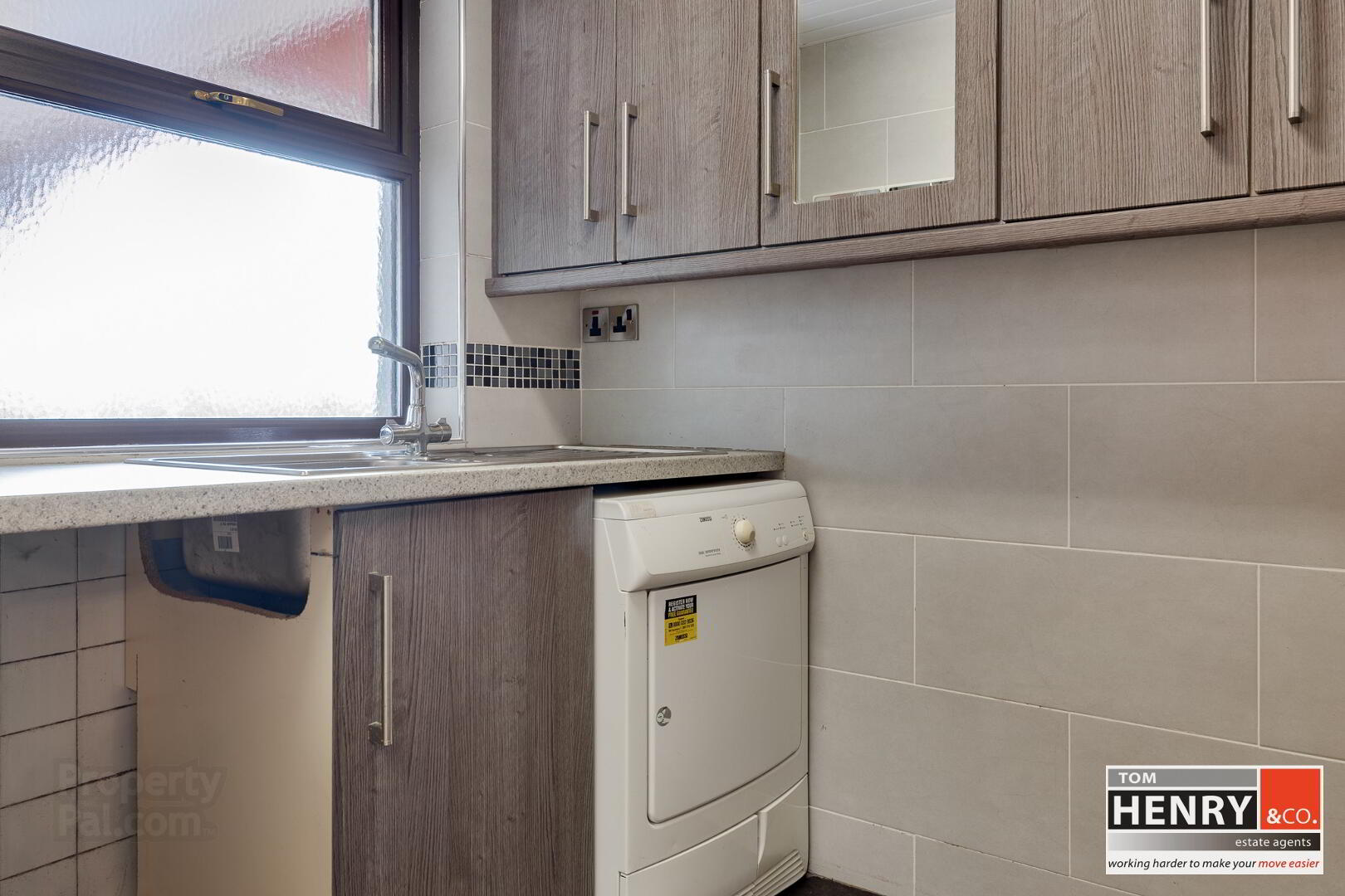 40 Charlemont Street 23 of 53