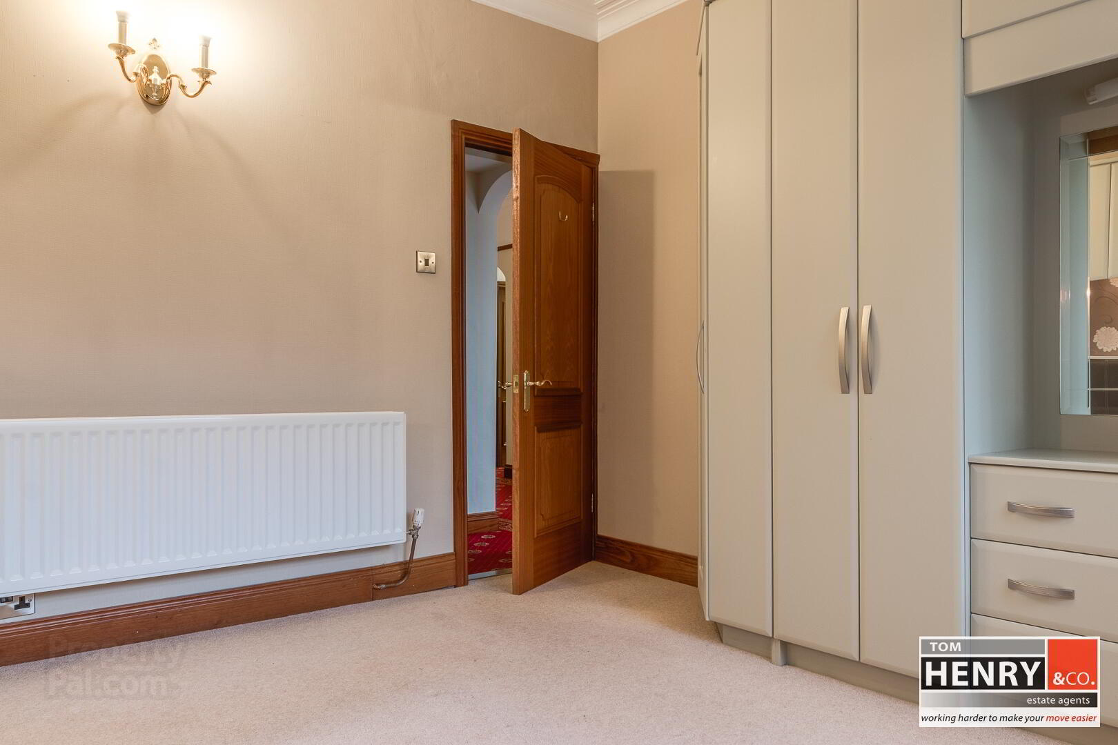 40 Charlemont Street 32 of 53