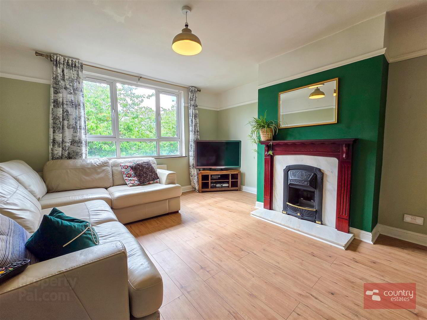 186 Merville Garden Village 5 of 25
