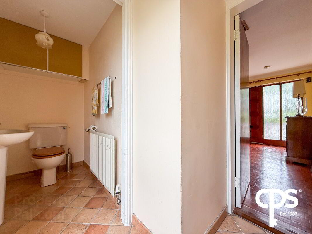 14 Charlemont Gardens 18 of 30