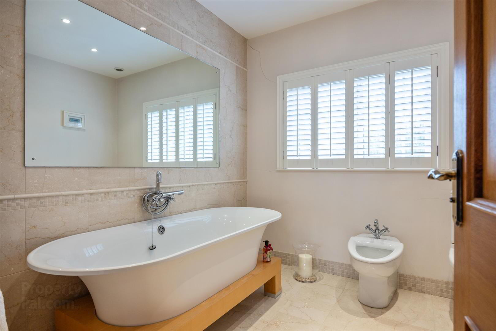 32 Grove Road 38 of 57