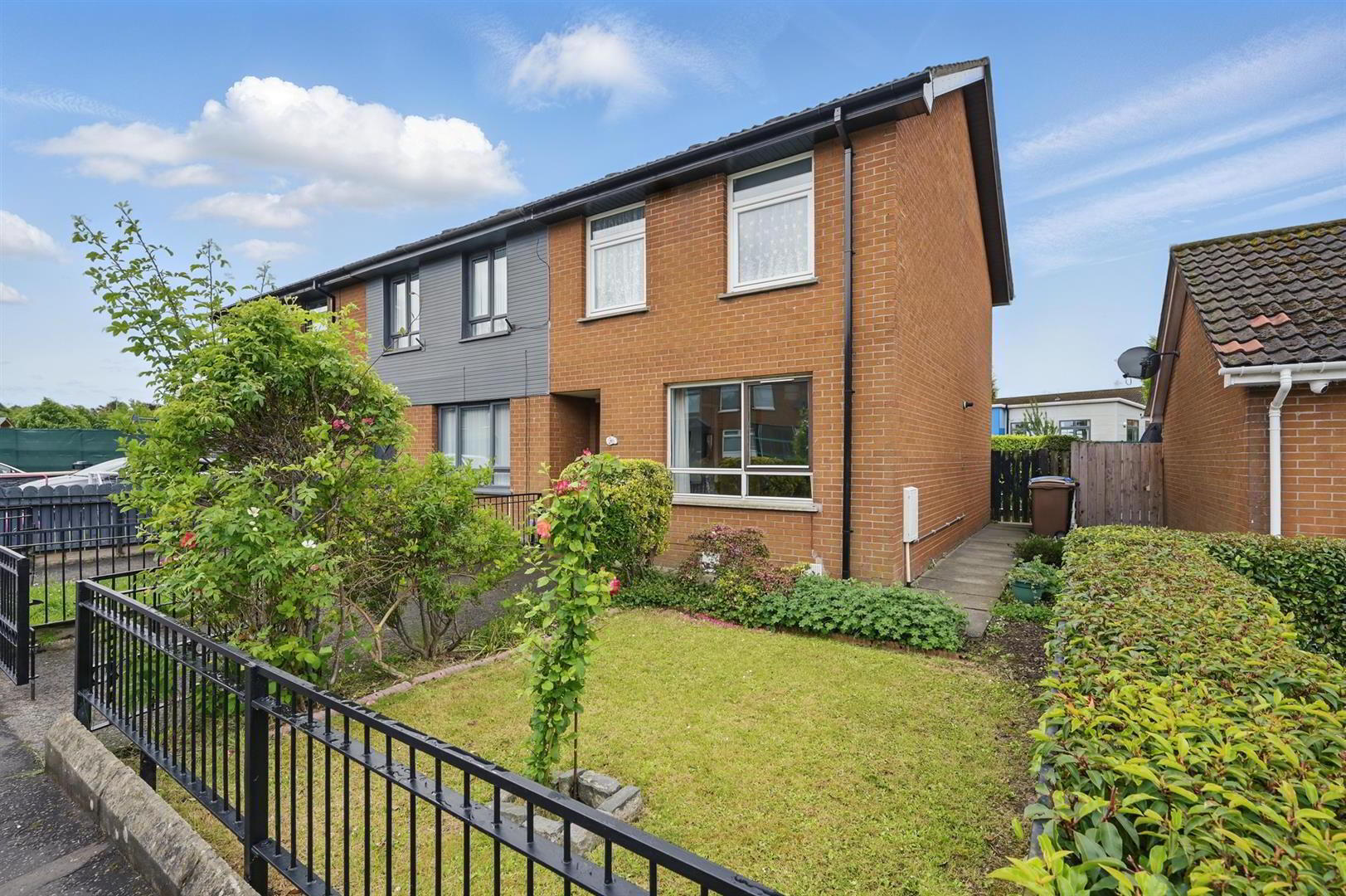 45 Findon Gardens 1 of 18