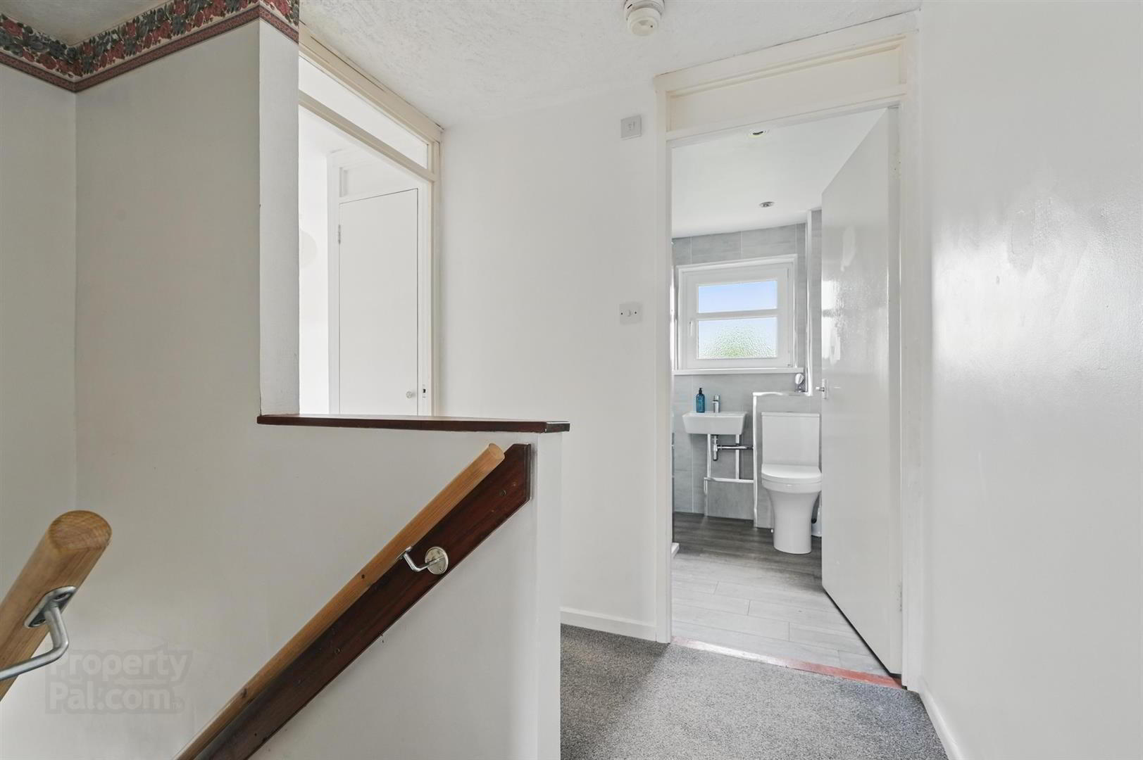 45 Findon Gardens 10 of 18