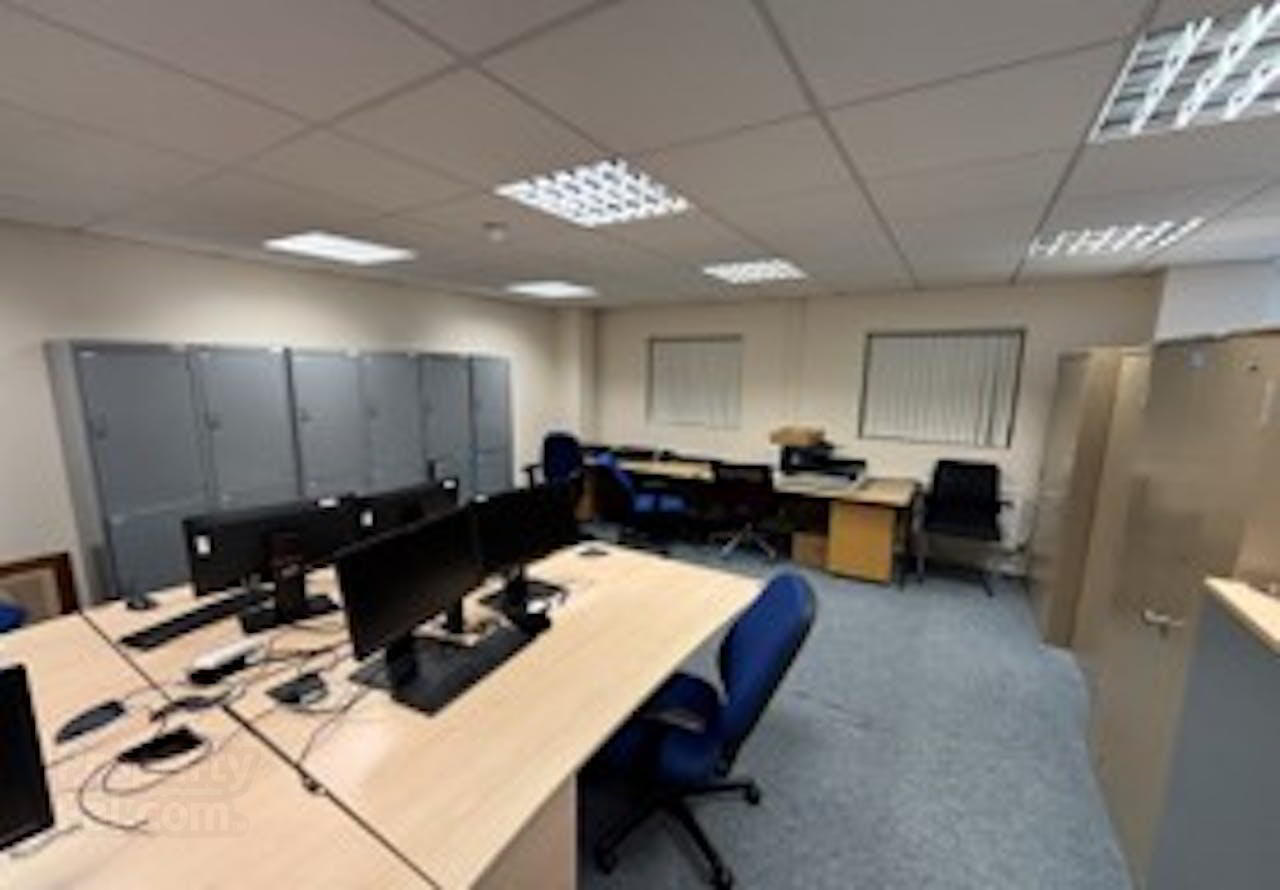 Unit 3, Falcon Way 4 of 6