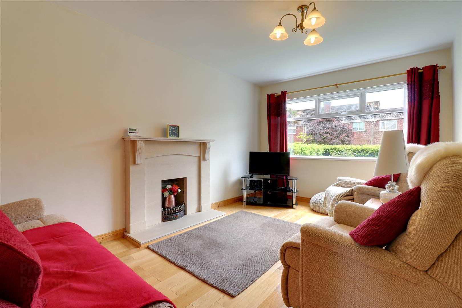 5 Hollymount Crescent 4 of 18