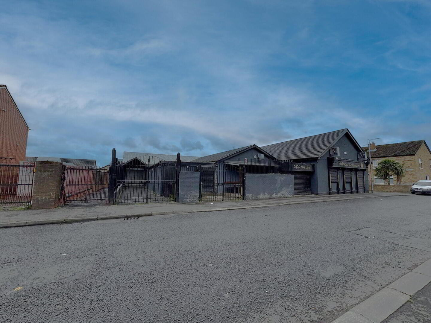 property description image