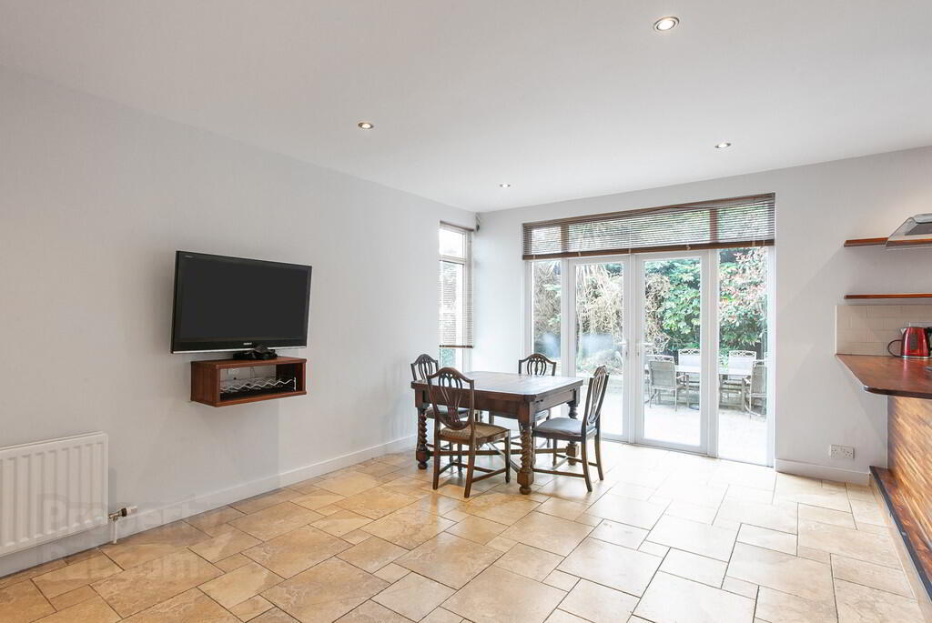 1 Fort Road 13 of 40