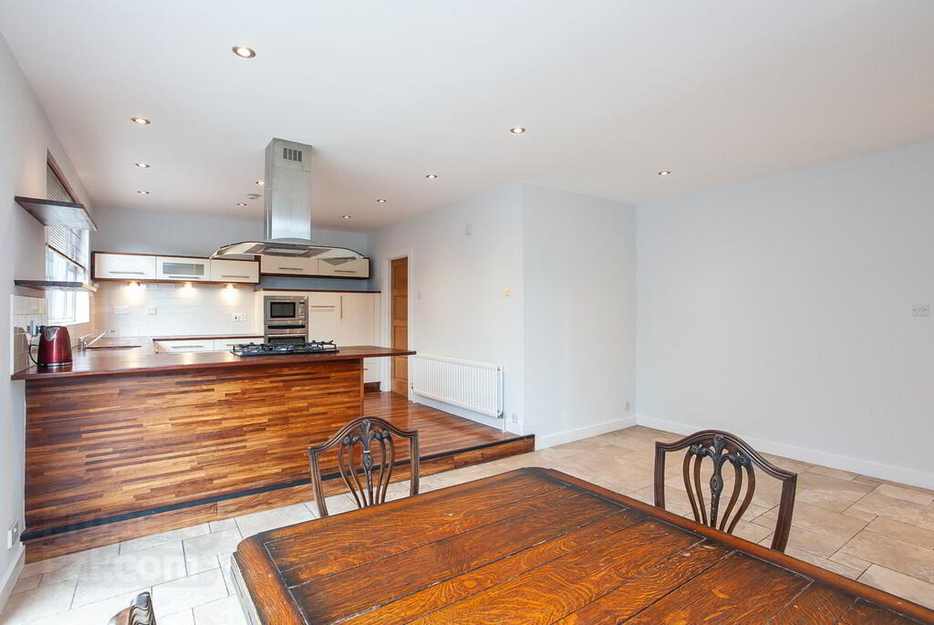 1 Fort Road 12 of 40