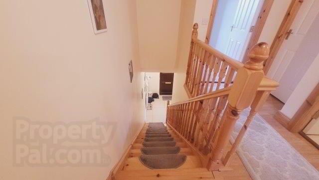 45 Mill Hill Lawns 12 of 29