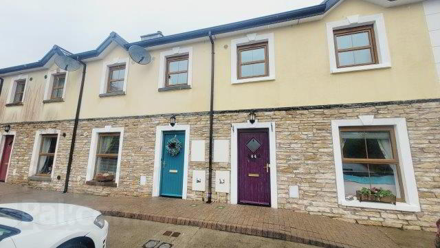 45 Mill Hill Lawns 26 of 29