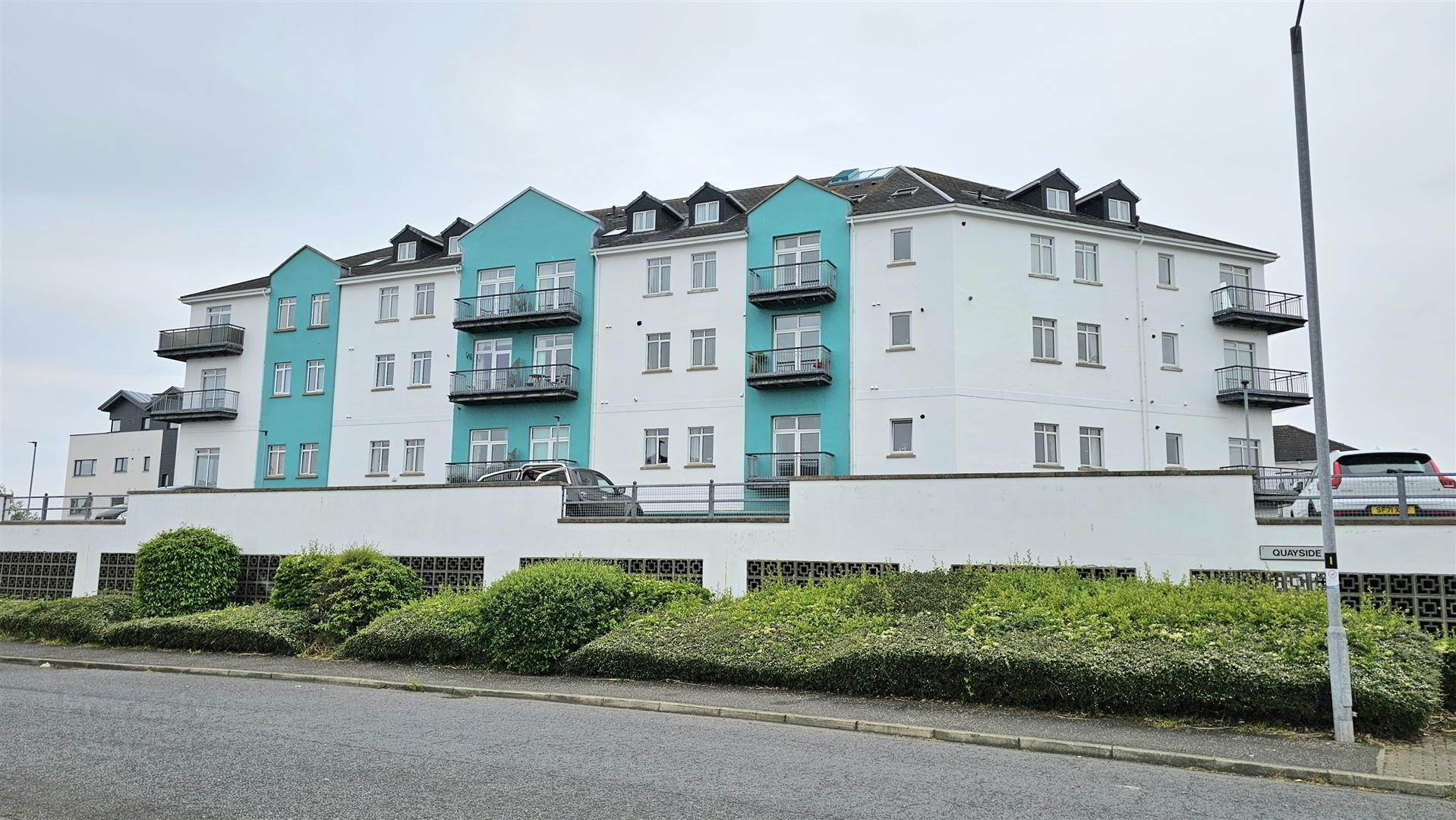 property description image