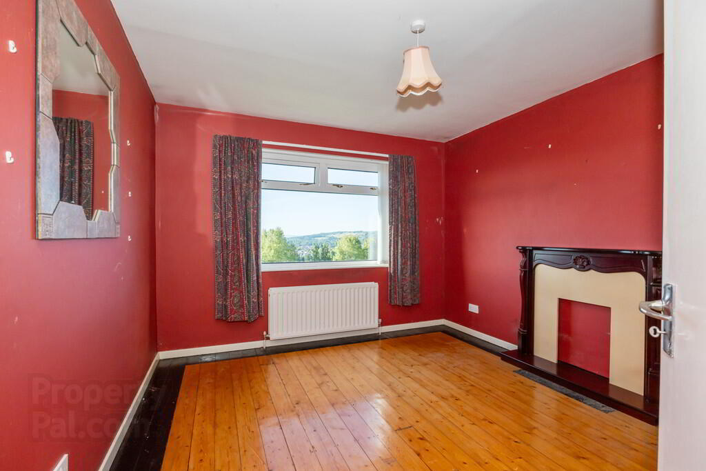 115 Lower Braniel Road 7 of 23