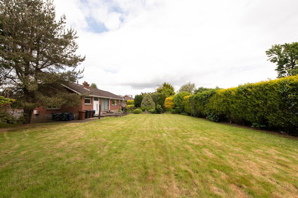 5 Lenamore Crescent 13 of 17