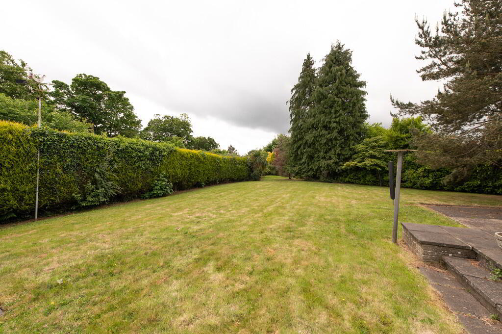 5 Lenamore Crescent 14 of 17