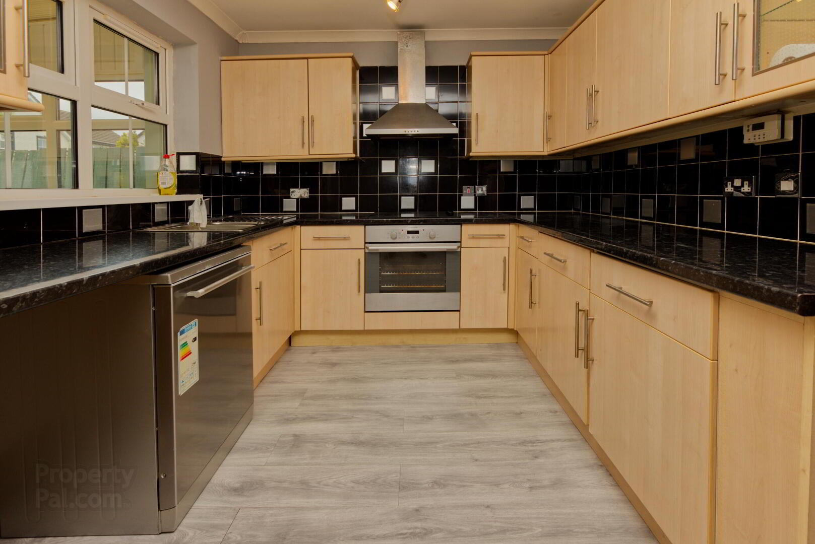 12 Cairndore Grange 3 of 12
