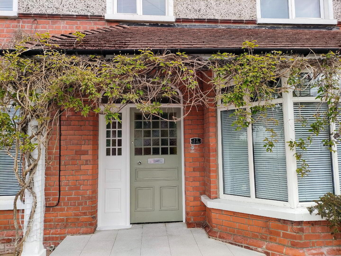 17 Dundela Gardens 2 of 46