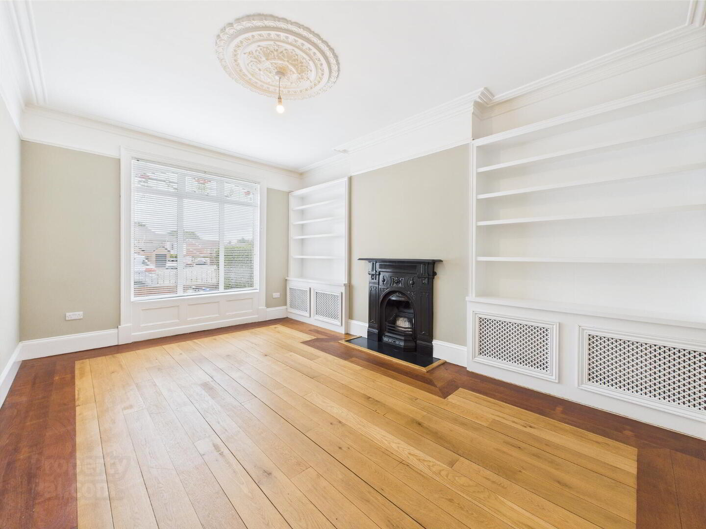 17 Dundela Gardens 10 of 46