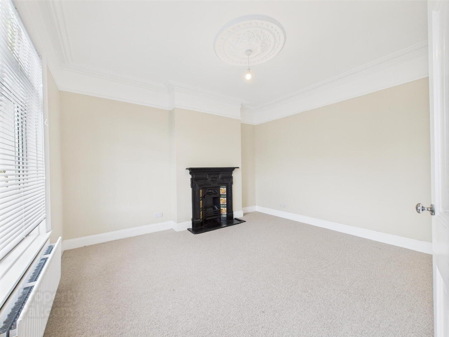 17 Dundela Gardens 28 of 46