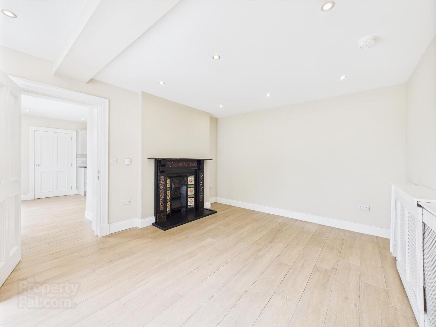 17 Dundela Gardens 20 of 46