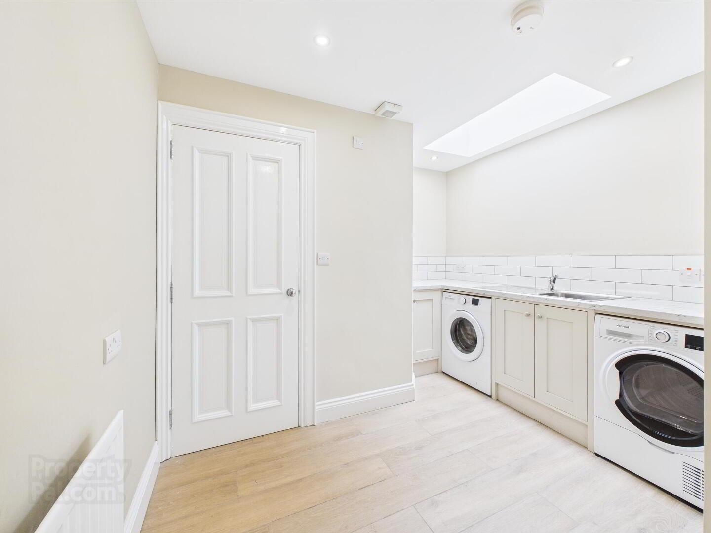 17 Dundela Gardens 21 of 46