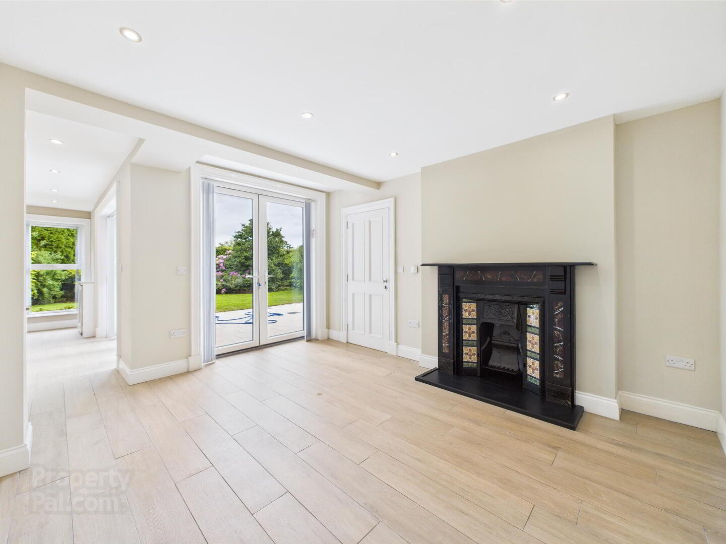 17 Dundela Gardens 19 of 46