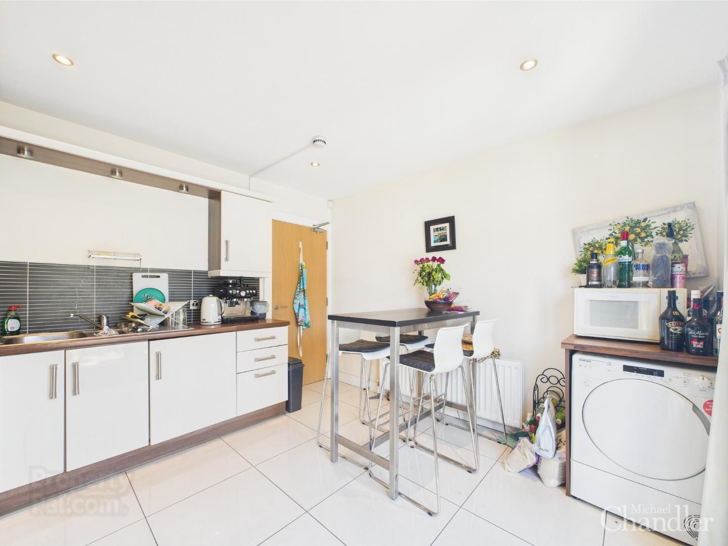 47 Northbrook Street 7 of 16