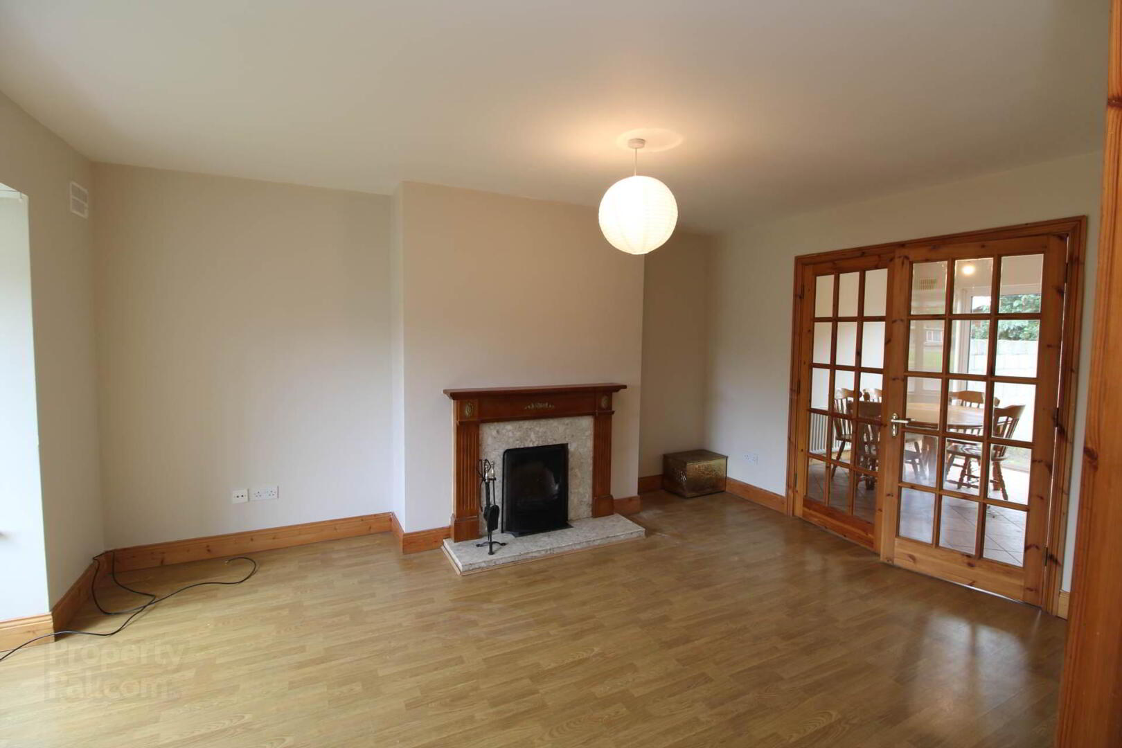 property description image