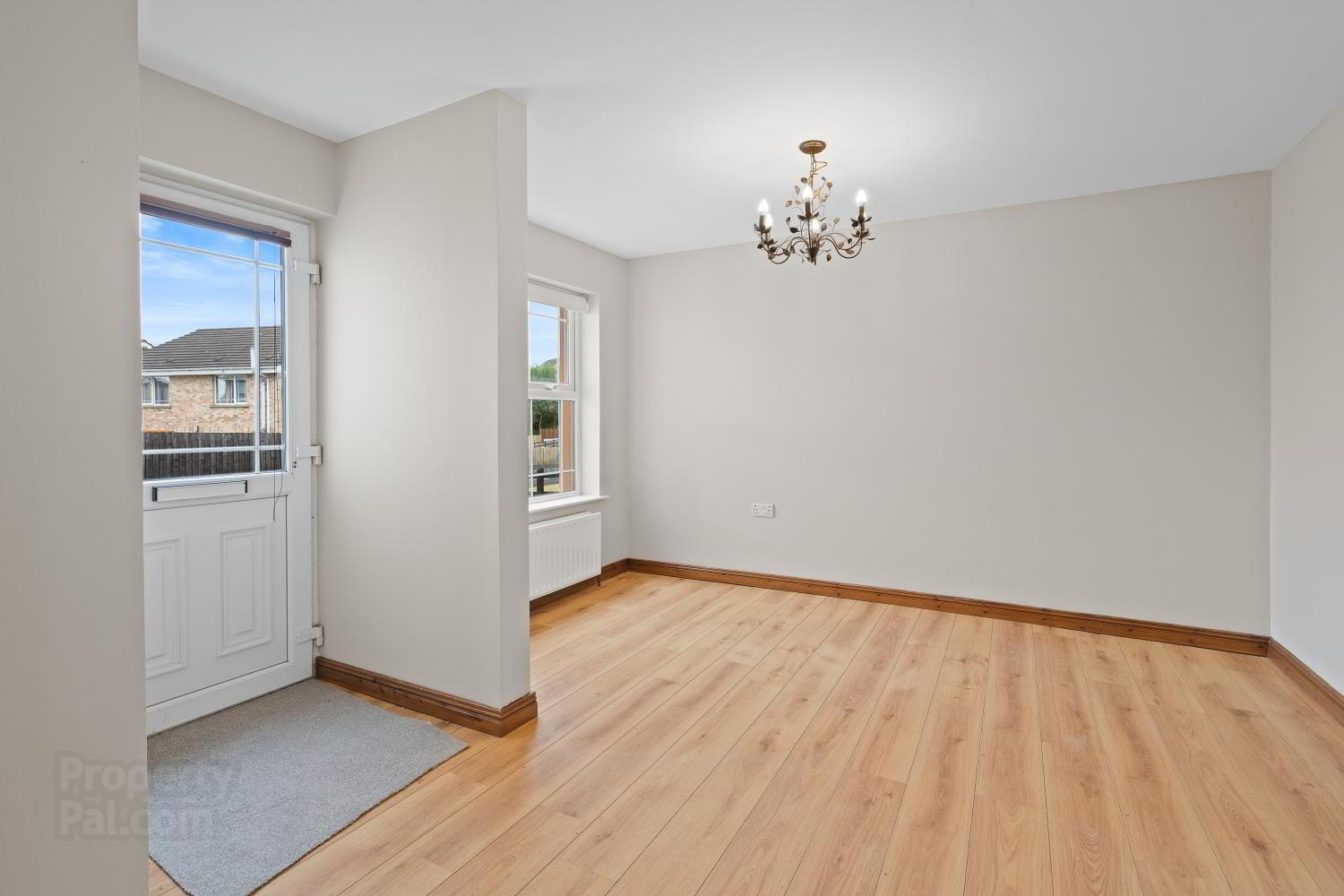 10 Danton Manor 9 of 30