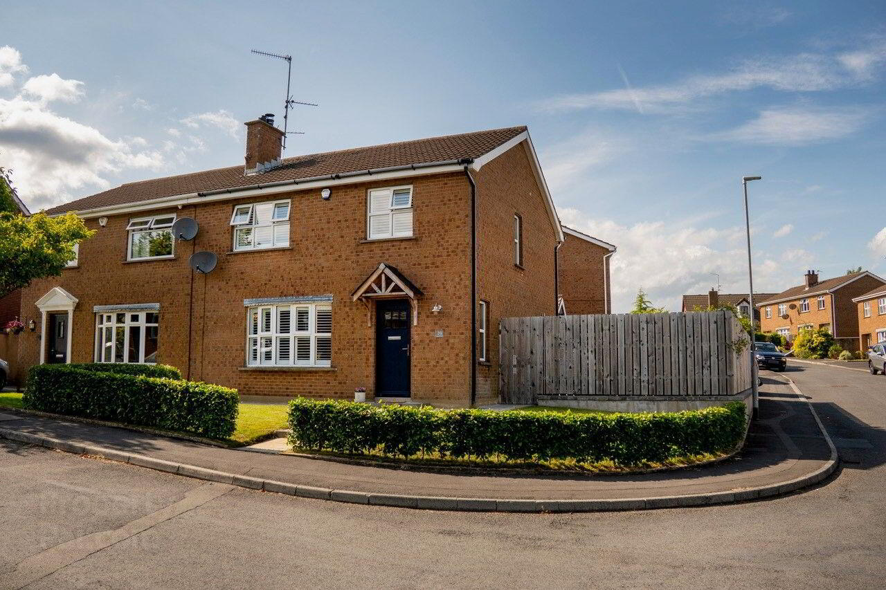 29 Ashvale Drive 1 of 21