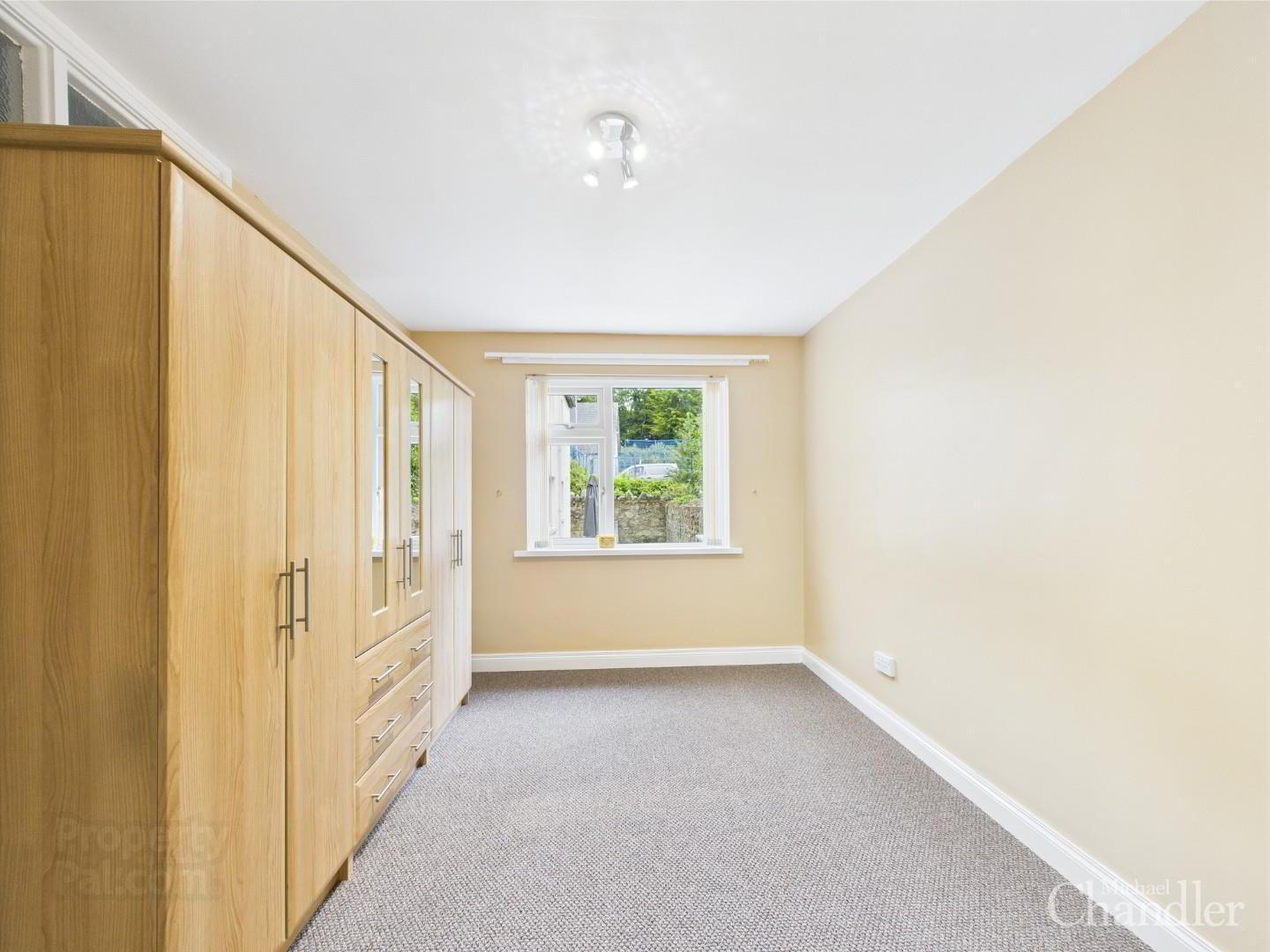 Apt 15 The Mews, Killinchy Street 7 of 10