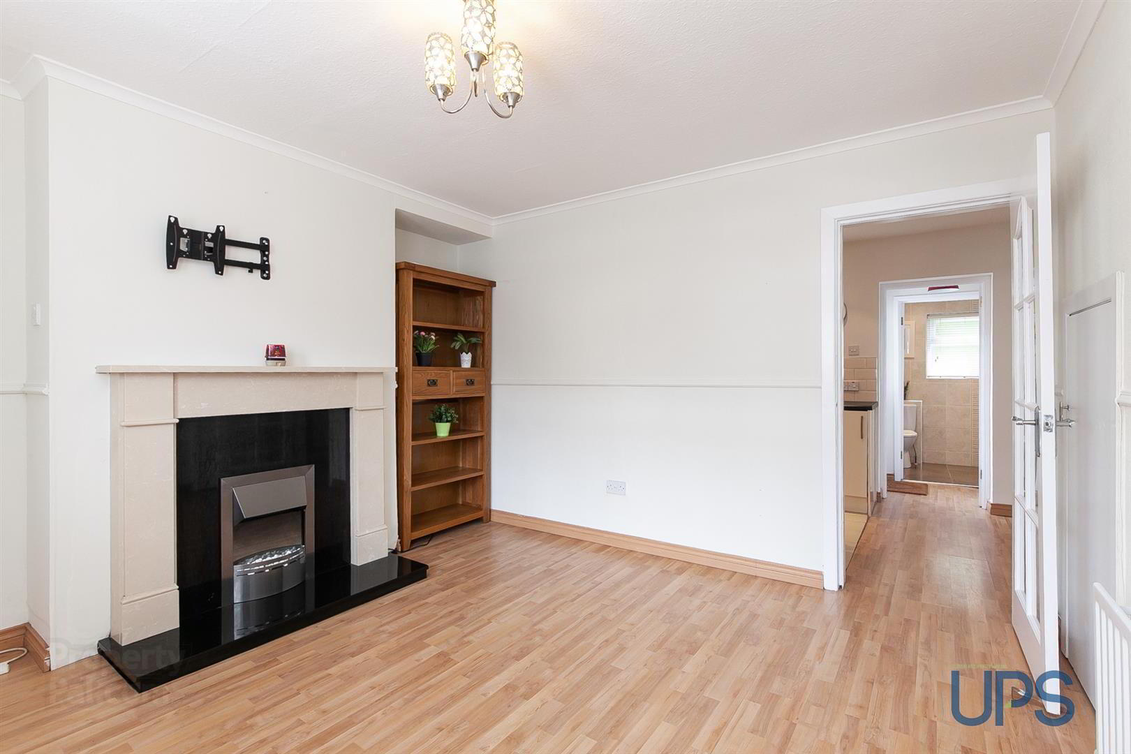 24 St James Place 5 of 20