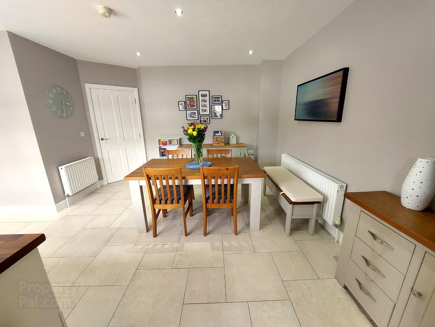 3 Roundhill Mews 5 of 25