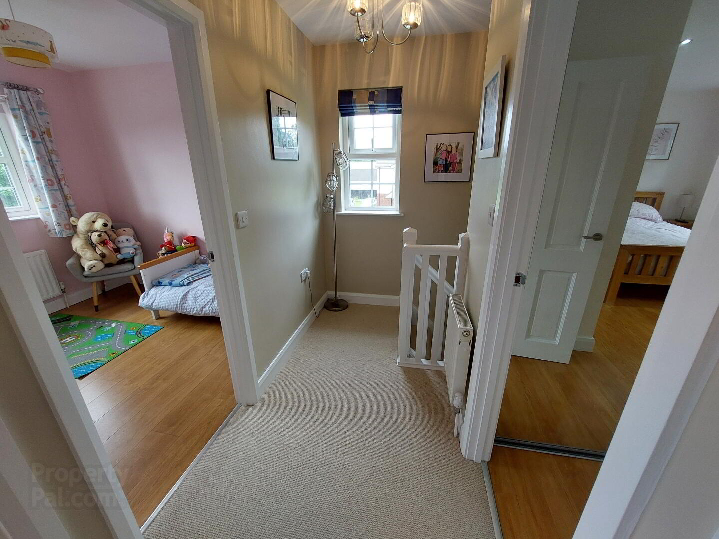 3 Roundhill Mews 10 of 25