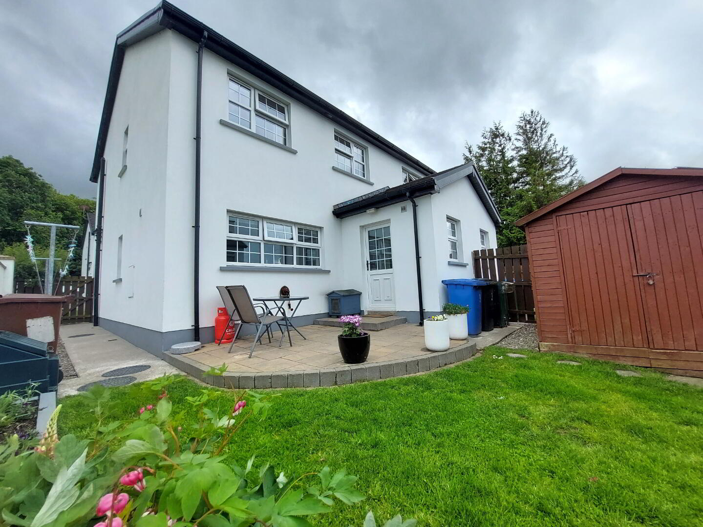 3 Roundhill Mews 20 of 25