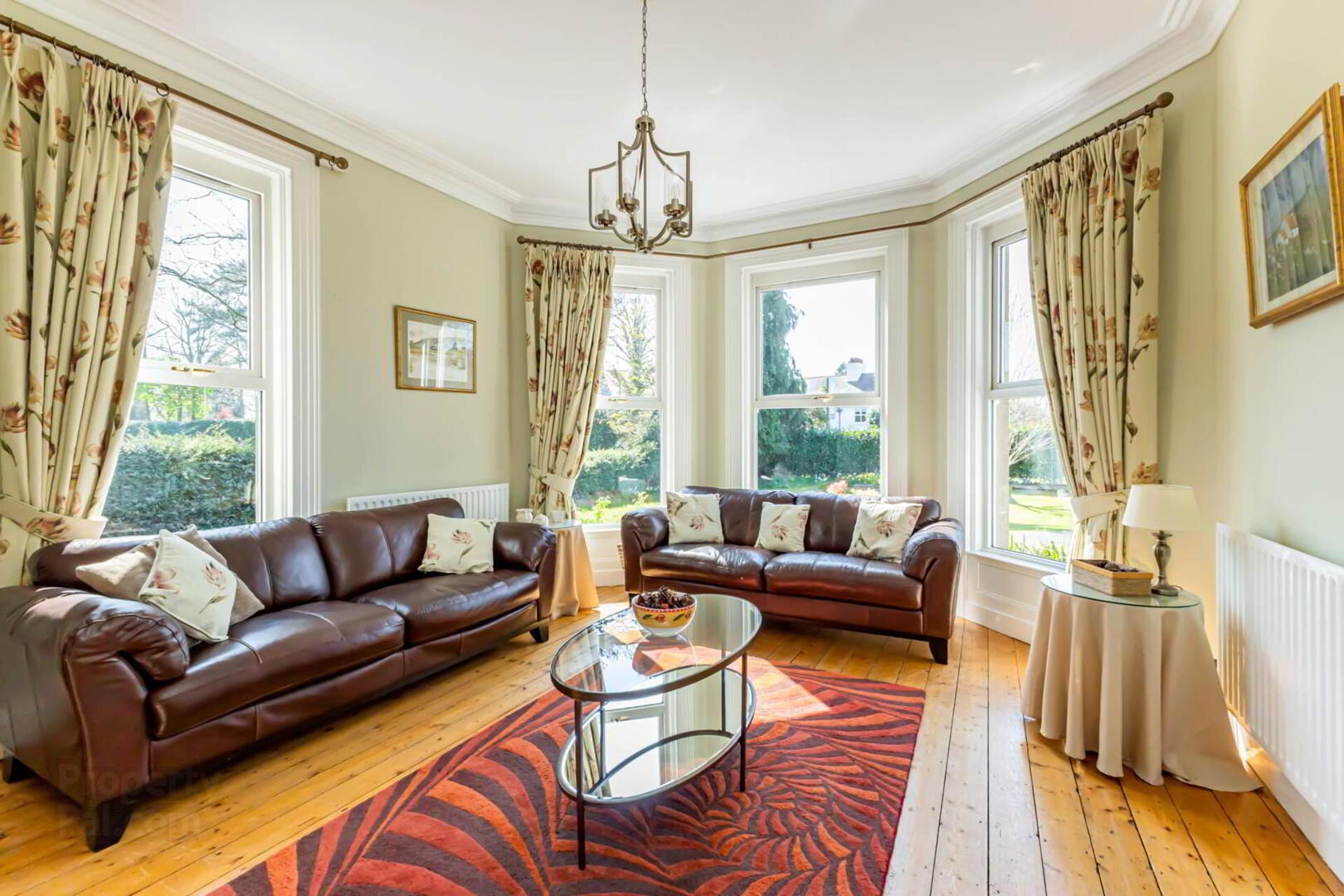 14 Magheralave Road 5 of 32