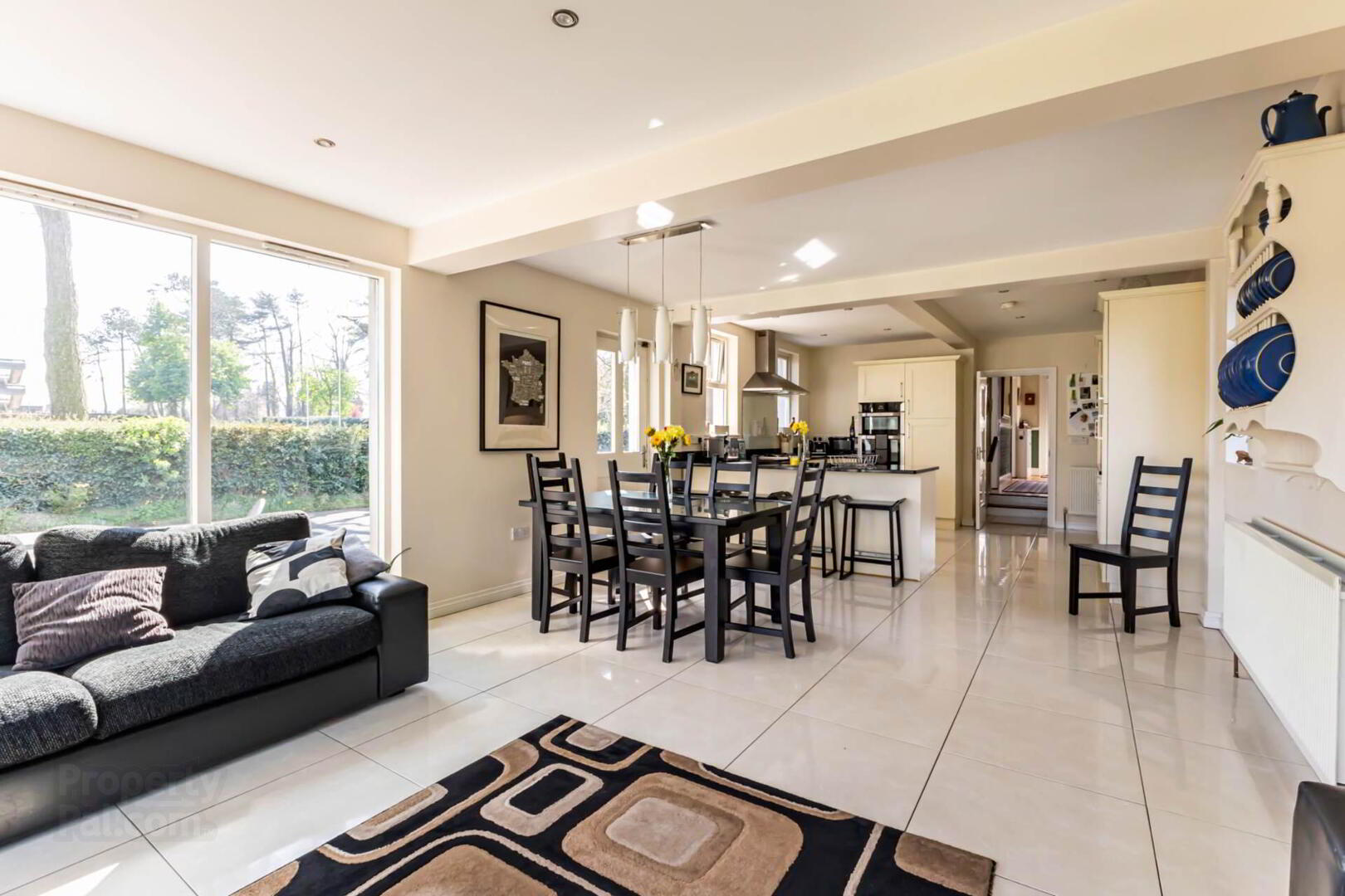 14 Magheralave Road 13 of 32