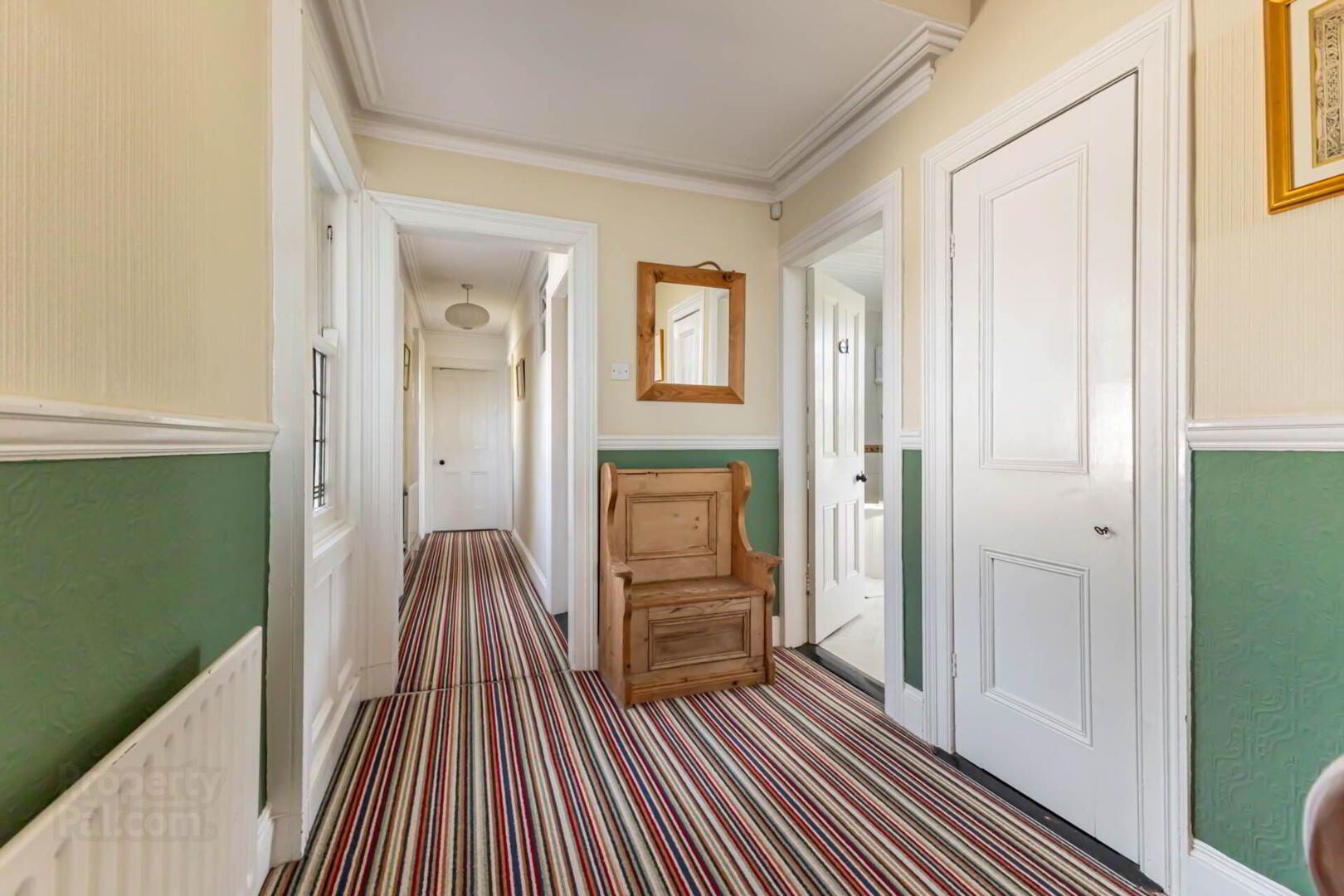 14 Magheralave Road 17 of 32